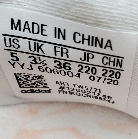 Adidas Women's UltraBoost 20 "Glam Pack- White Pink Tint" FW5721 Size 5 and 6 - Picture 9 of 9